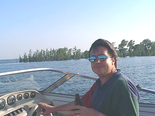 BOATDRIVER.jpg (71831 bytes)