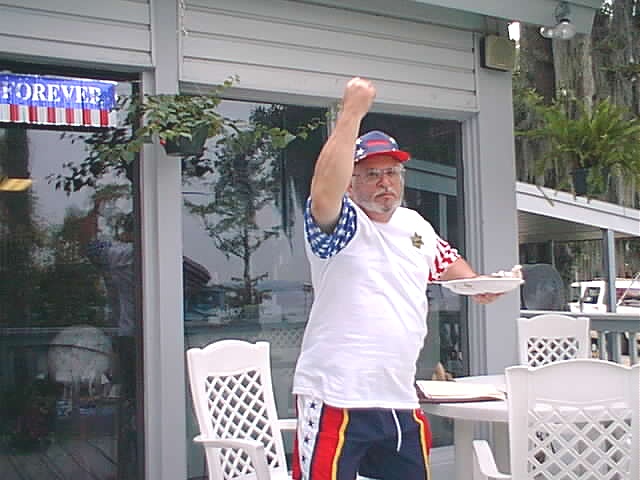 steve1.jpg (90886 bytes)