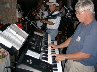 200theband.jpg (39292 bytes)