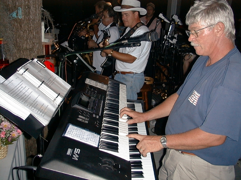 800theband.jpg (434968 bytes)